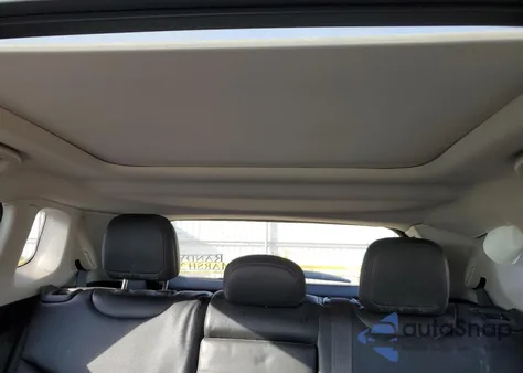 2017 Jeep Compass Latitude z USA, uszkodzony, nr VIN 3C4NJDBB8HT681919